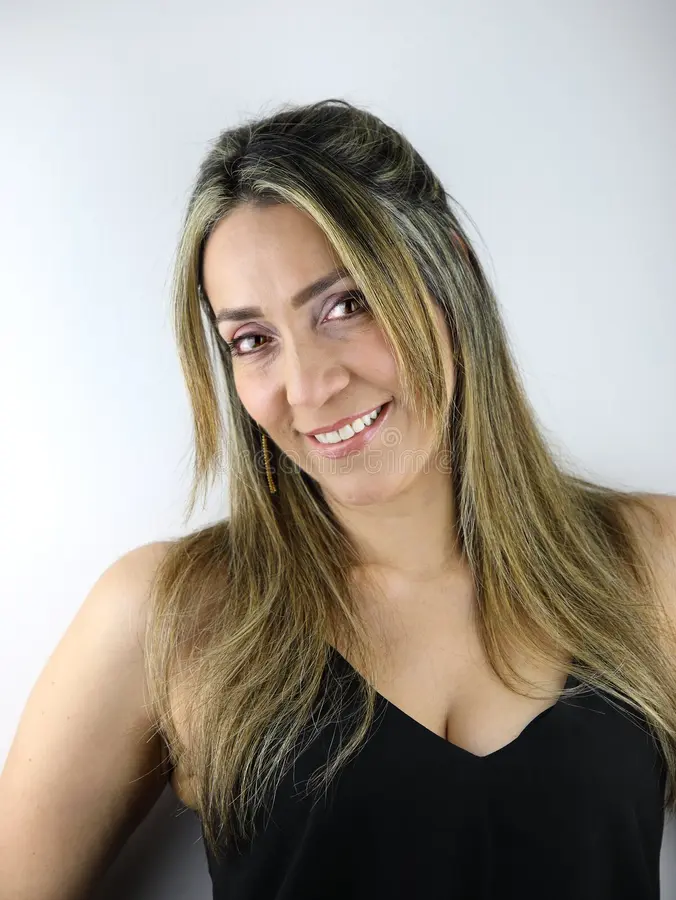 Mariana R.